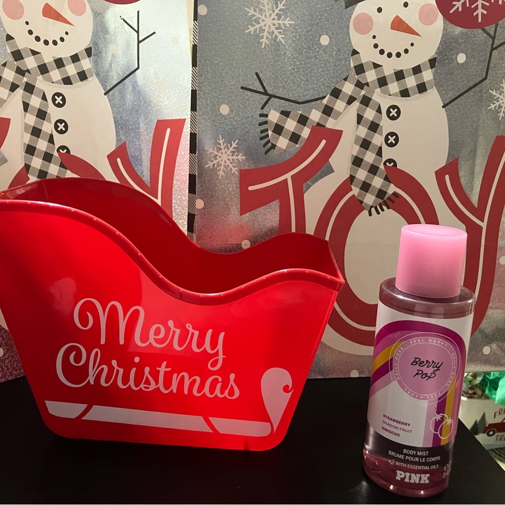 PINK Victoria's Secret Berry Pop Body Wash - Pink and Red